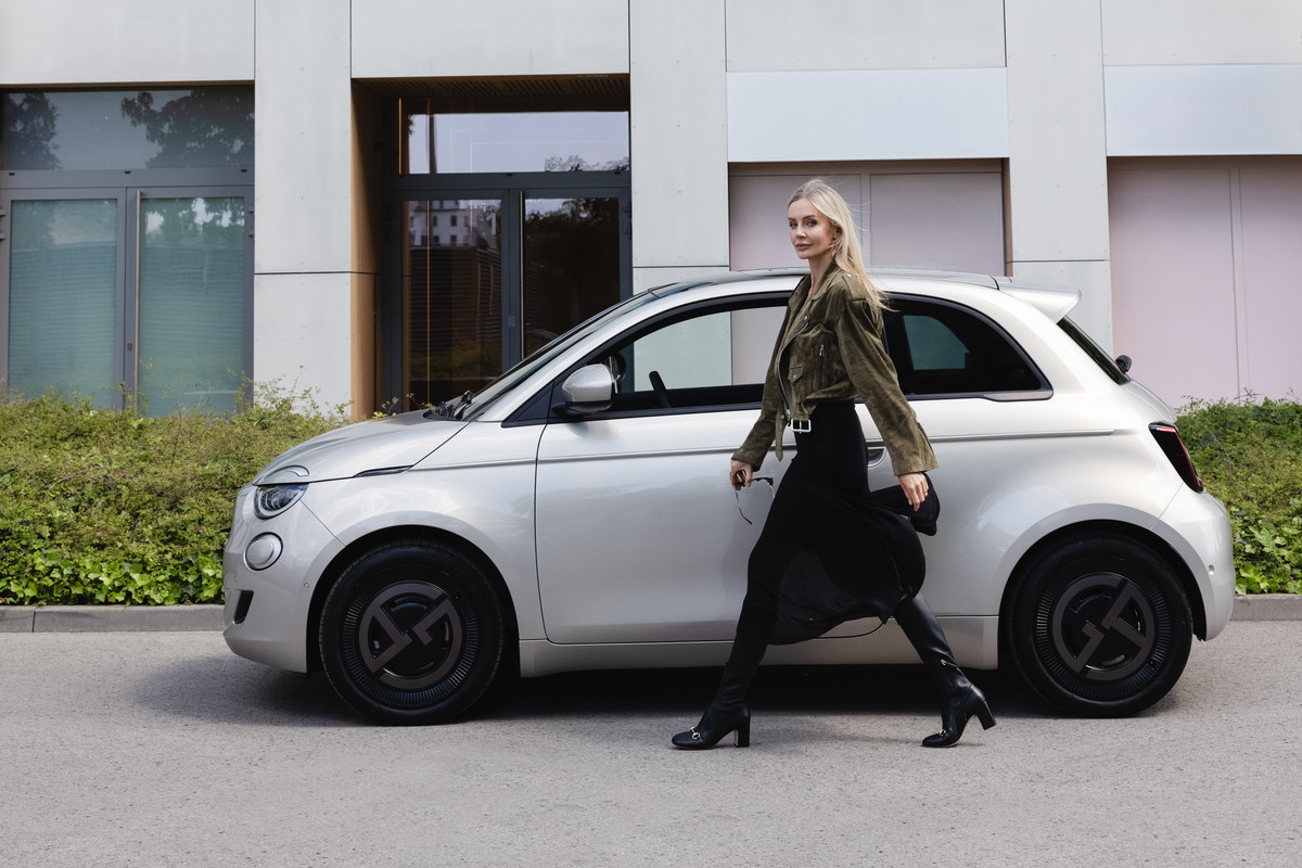 AgnieszkaWozniak-StarakFiat500eGiorgioArmani7