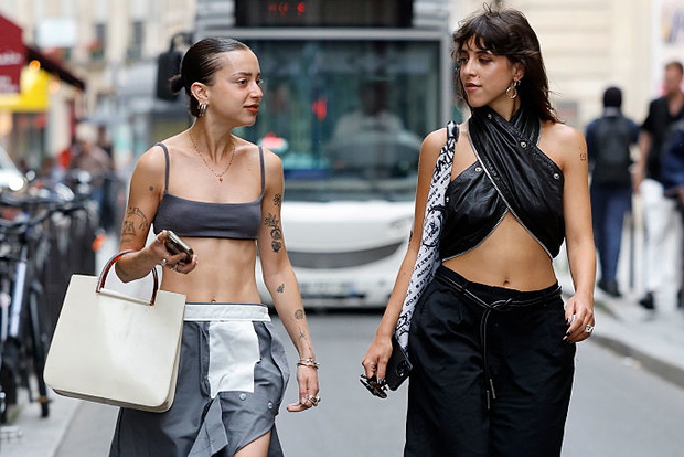 Street Style - Paris Fashion Week - Menswear Spring/Summer 2026 - Day Two