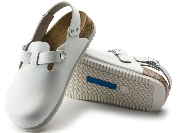 dziwne buty