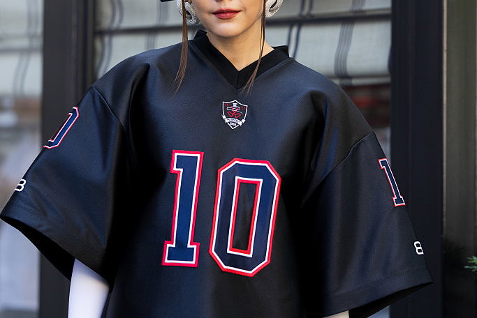 Street Style - Paris Fashion Week - Haute Couture Fall/Winter 2025/2026 - Day Three