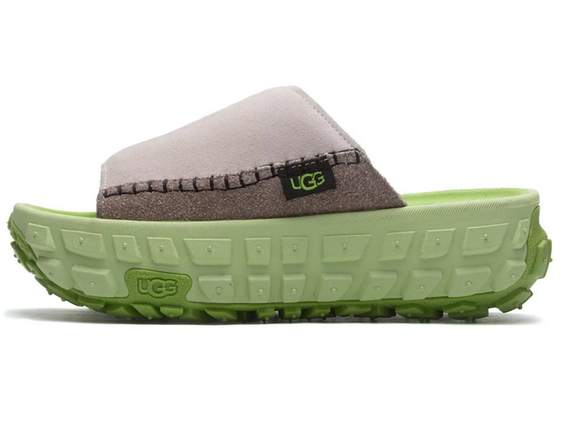 dziwne buty