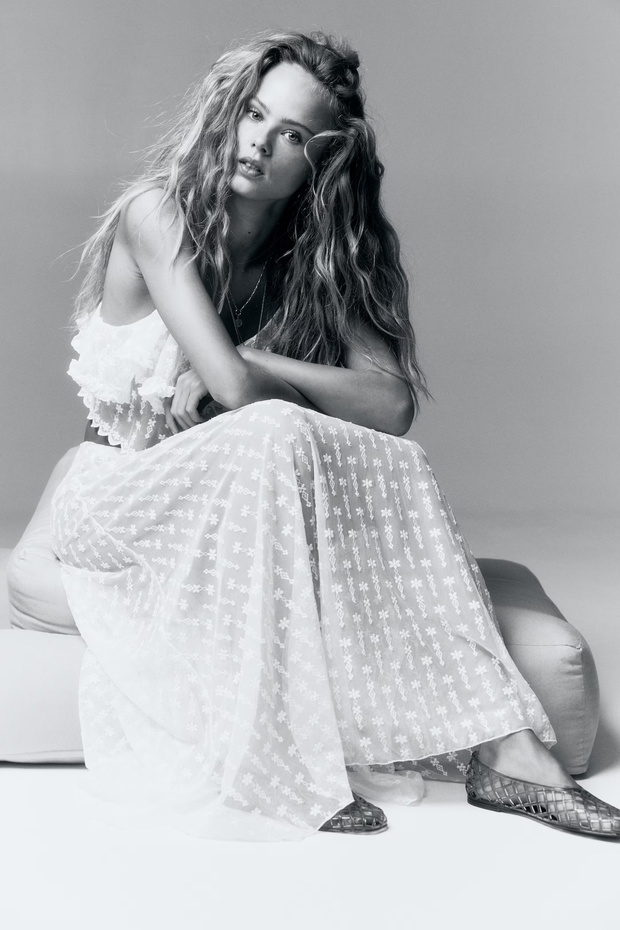 Lace midi skirt: najpiękniejsza spódnica lata 2025