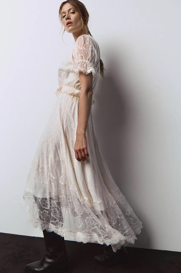 Lace midi skirt: najpiękniejsza spódnica lata 2025