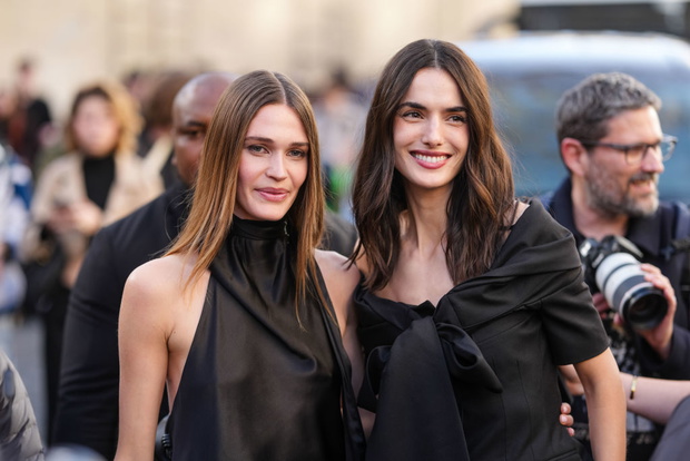 Street Style - Paris Fashion Week - Womenswear Fall/Winter 2025/2026 - Day Five