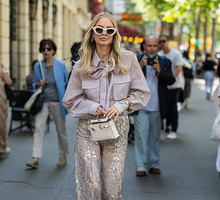 Street Style - Paris Fashion Week - Haute Couture Fall/Winter 2025/2026 - Day Three