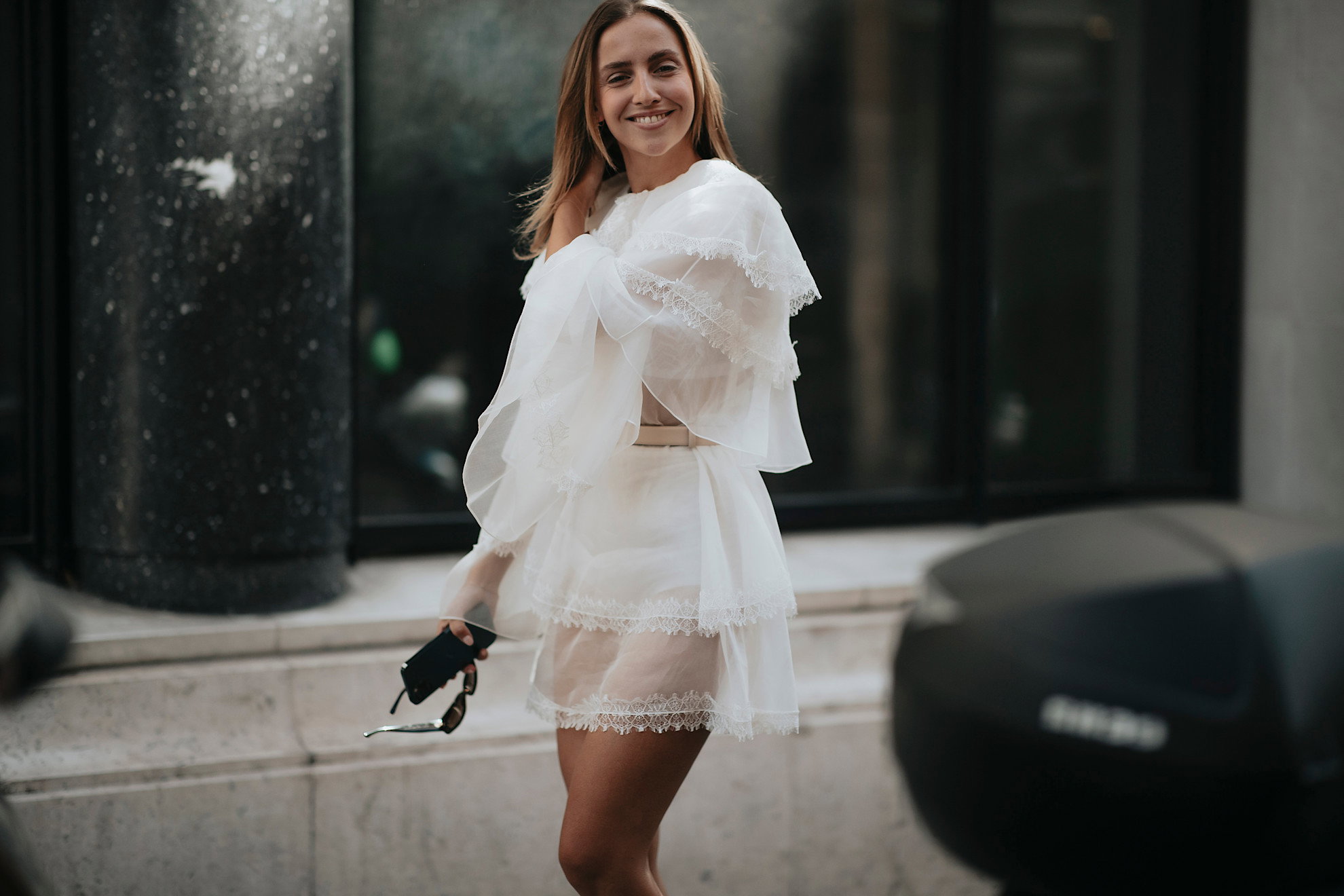 Biała bluzka z falbankami H&amp;M
