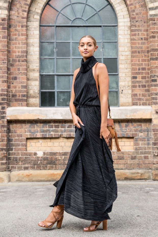 Street Style - Mercedes-Benz Fashion Week Australia 2017