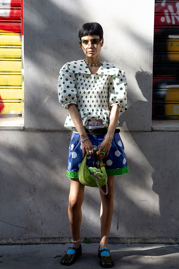 Street Style - Paris Fashion Week - Menswear Spring/Summer 2026 - Day One