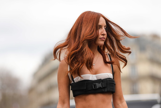 Street Style - Paris Fashion Week - Womenswear Fall Winter 2023 2024 : Day Nine