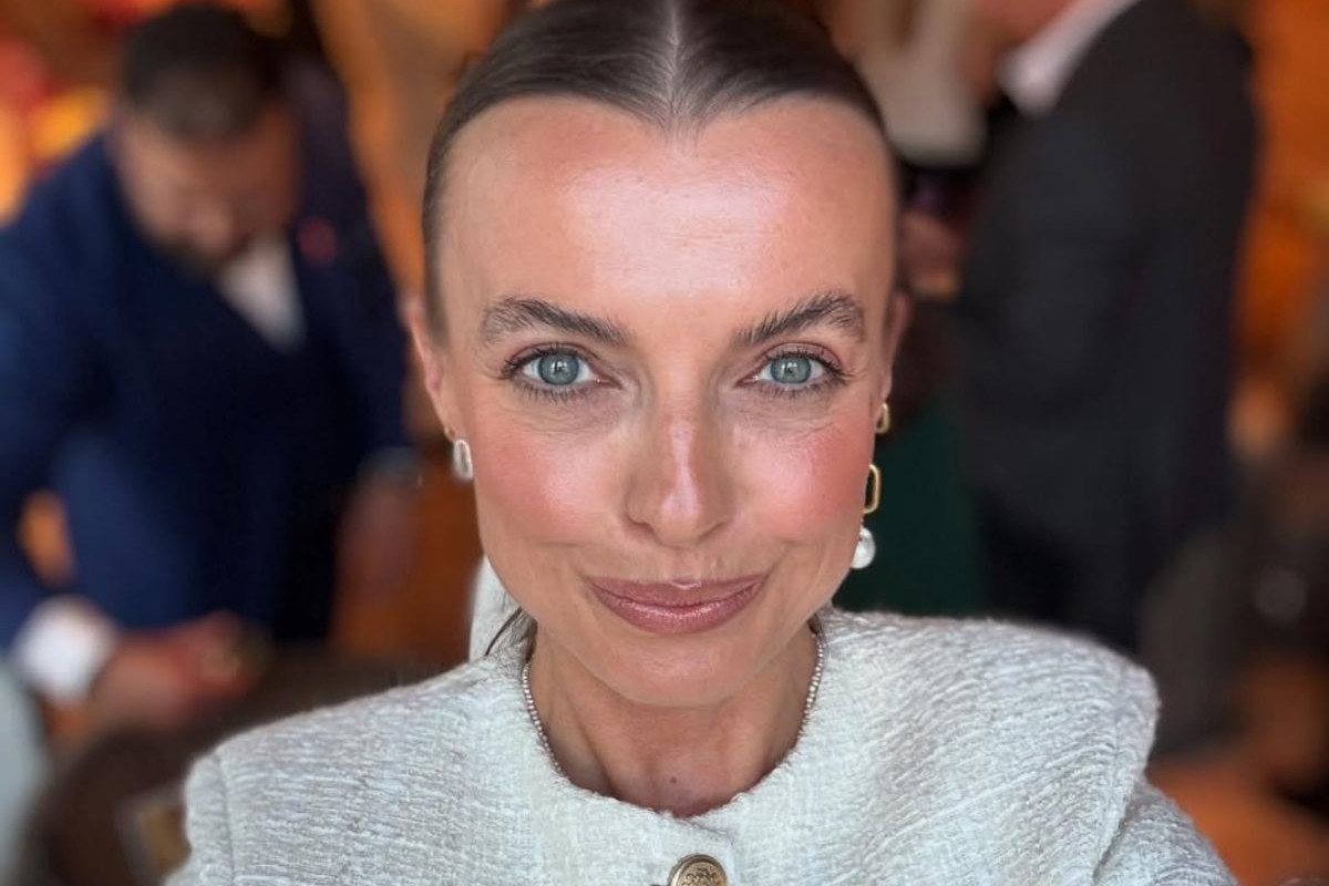 Kasia Sokołowska w komplecie w paski