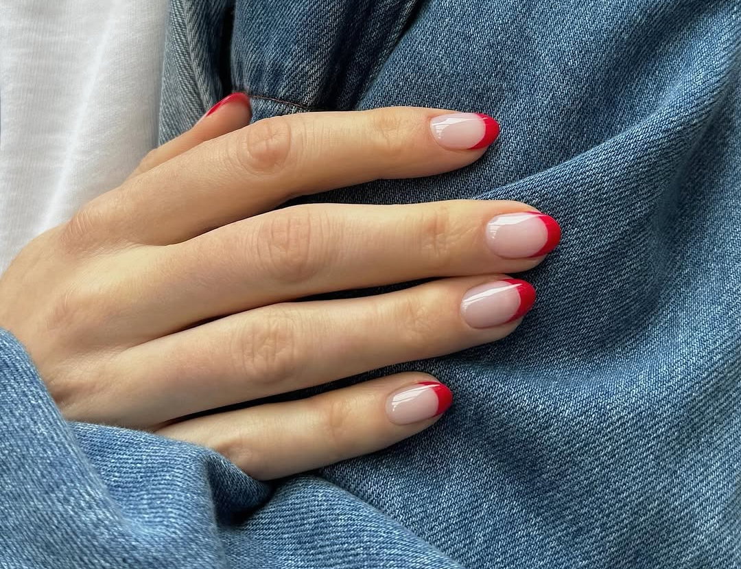 Jaki manicure na jesień 2025 wybrać?