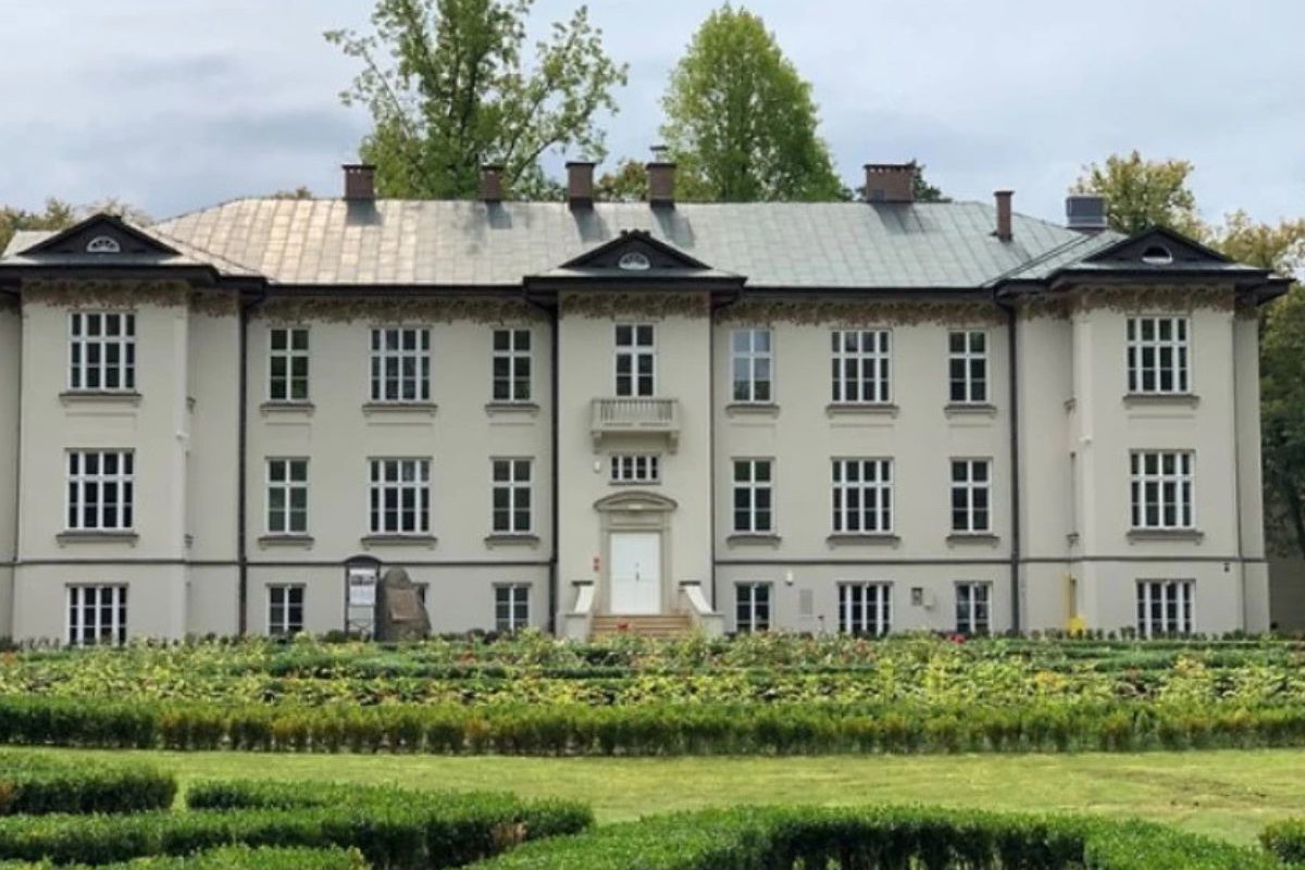 Otrębusy i Podkowa Leśna - pomysł na weekend pod Warszawą