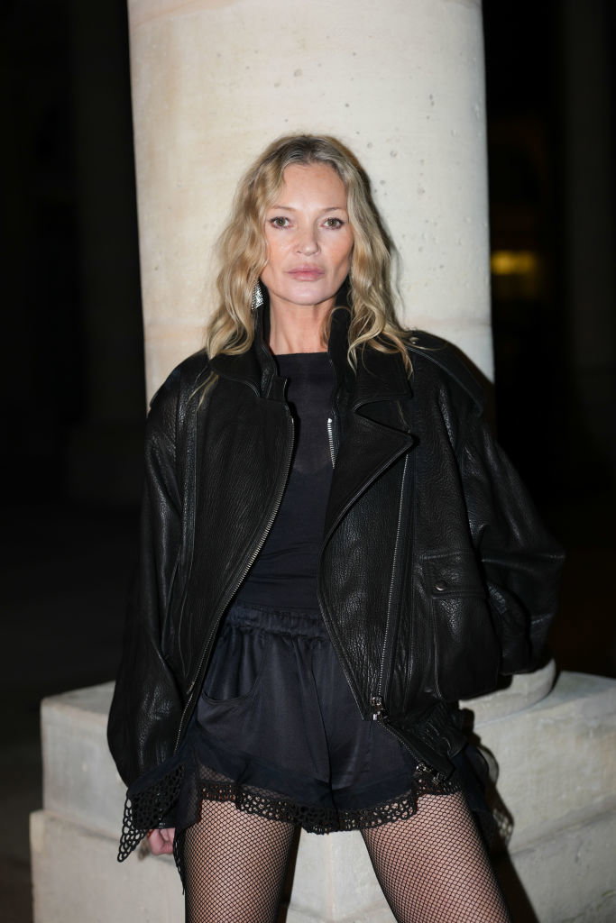 Street Style - Paris Fashion Week - Womenswear Fall/Winter 2025/2026 - Day Four