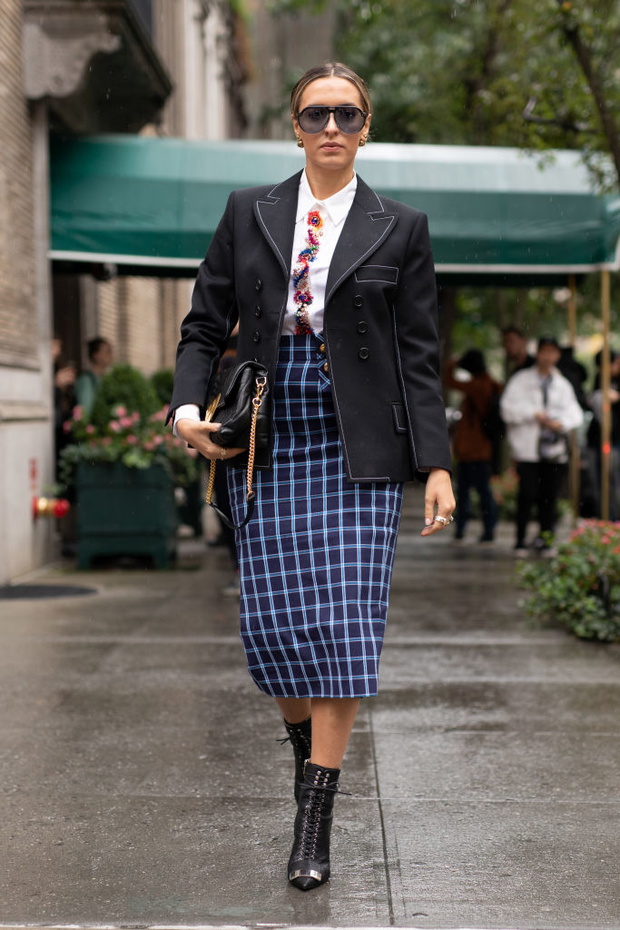 Street Style - New York Fashion Week September 2018 - Day 5