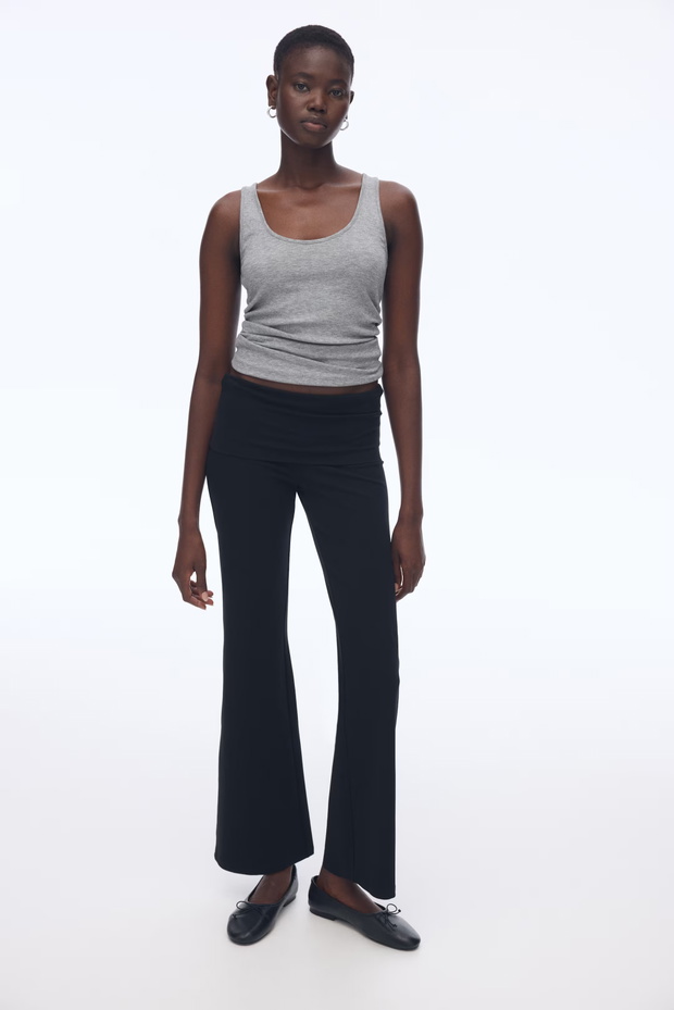Structured ponte pants z H&M – modne i modelujące spodnie
