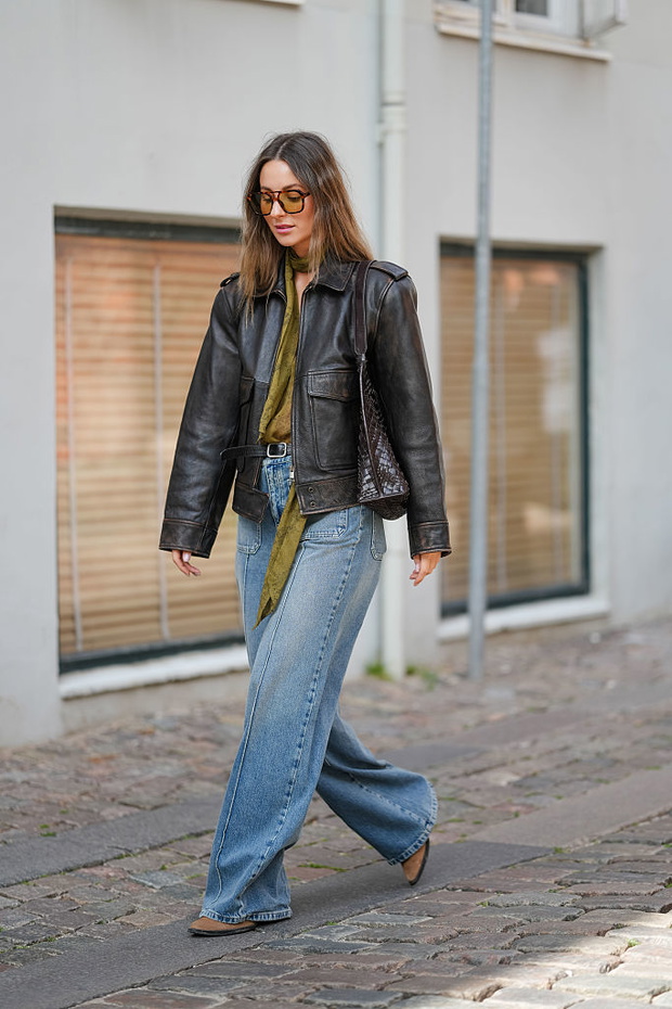 Balloon jeans – trend jesieni 2025 w klimacie lat 90.