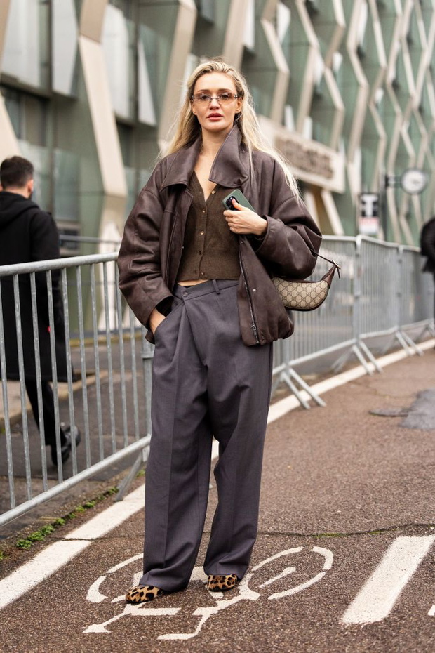Street Style - Day 1 - Milan Fashion Week - Womenswear Fall/Winter 2025/2026