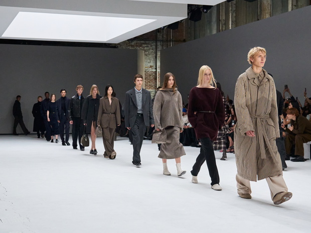COS AW25_FINALE_13