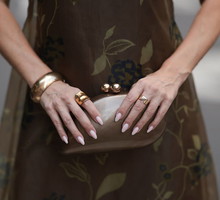 Paznokcie w stylu milky nails