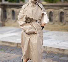 Cream Structured trench – ulubiony płaszcz minimalistek 2025