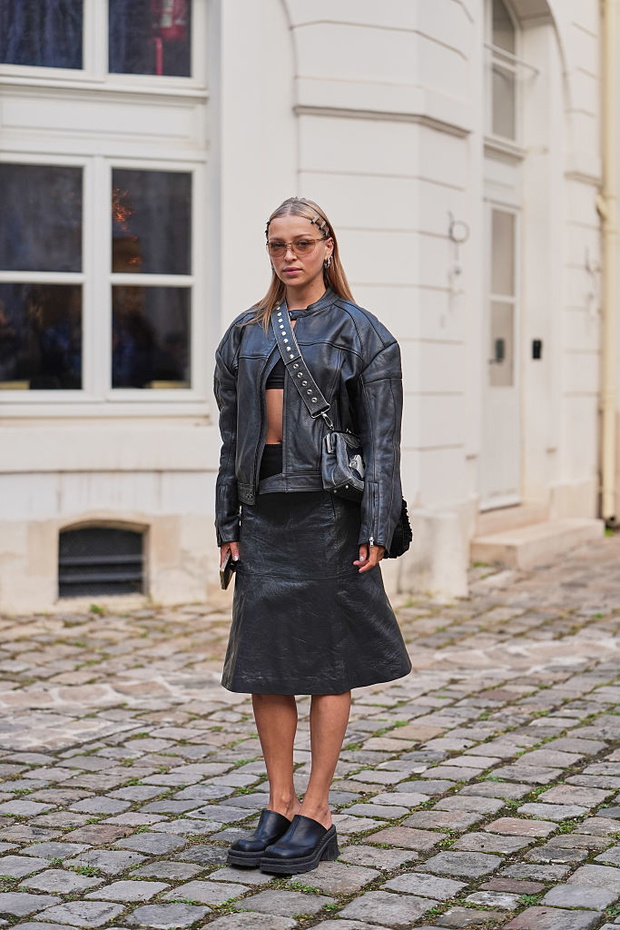 Biker loafers – modne półbuty jesieni 2025 w stylu Miu Miu