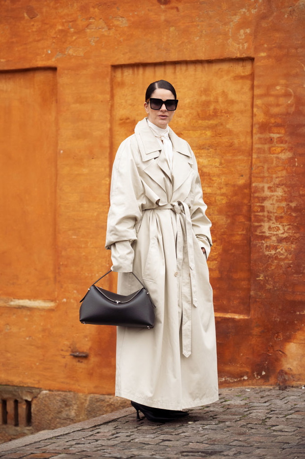 Cream Structured trench – ulubiony płaszcz minimalistek 2025