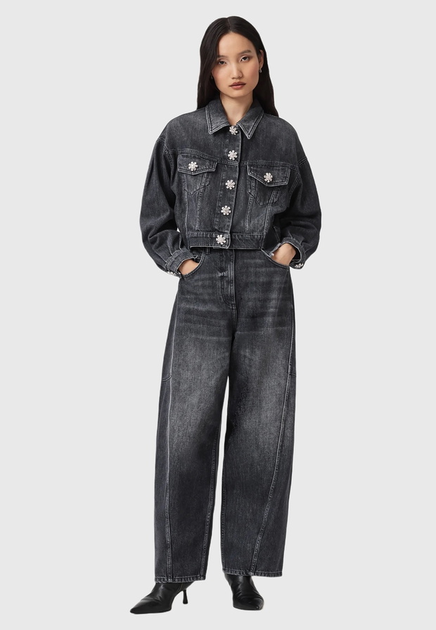 Structured Jeans – elegancka alternatywa dla spodni 2025