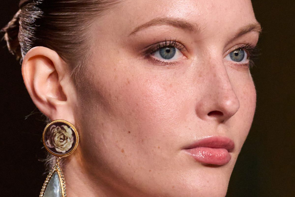5 niezawodnych kosmetyków do cery 40+. Ten set anti-aging nawilża, ujędrnia i rozświetla cerę młodzieńczym glow. Stawiam na dobry skład