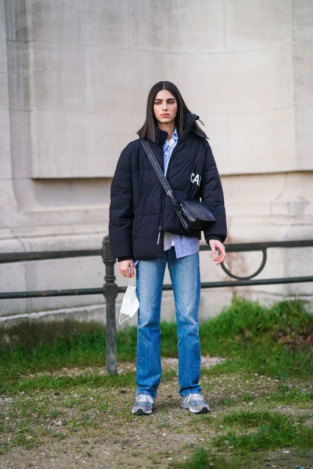 Soft cigarette jeans – modne jeansy z wysokim stanem jesień 2025