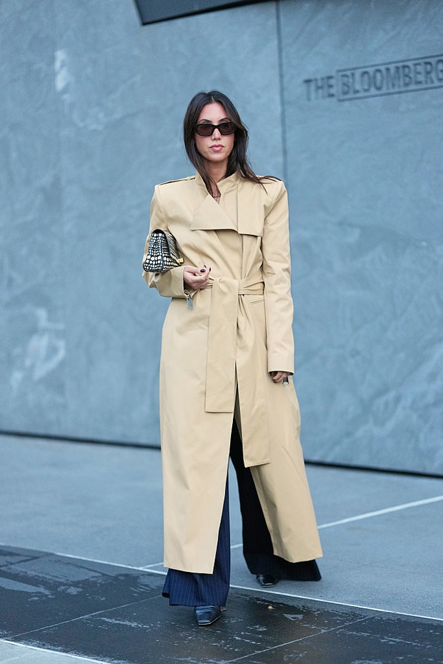 Flat Latte Trench – najmodniejszy płaszcz jesieni 2025