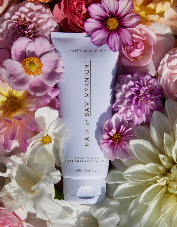 Copy of light nourish flowers