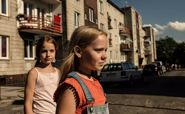 Kadr z polskiego filmu "Tata"