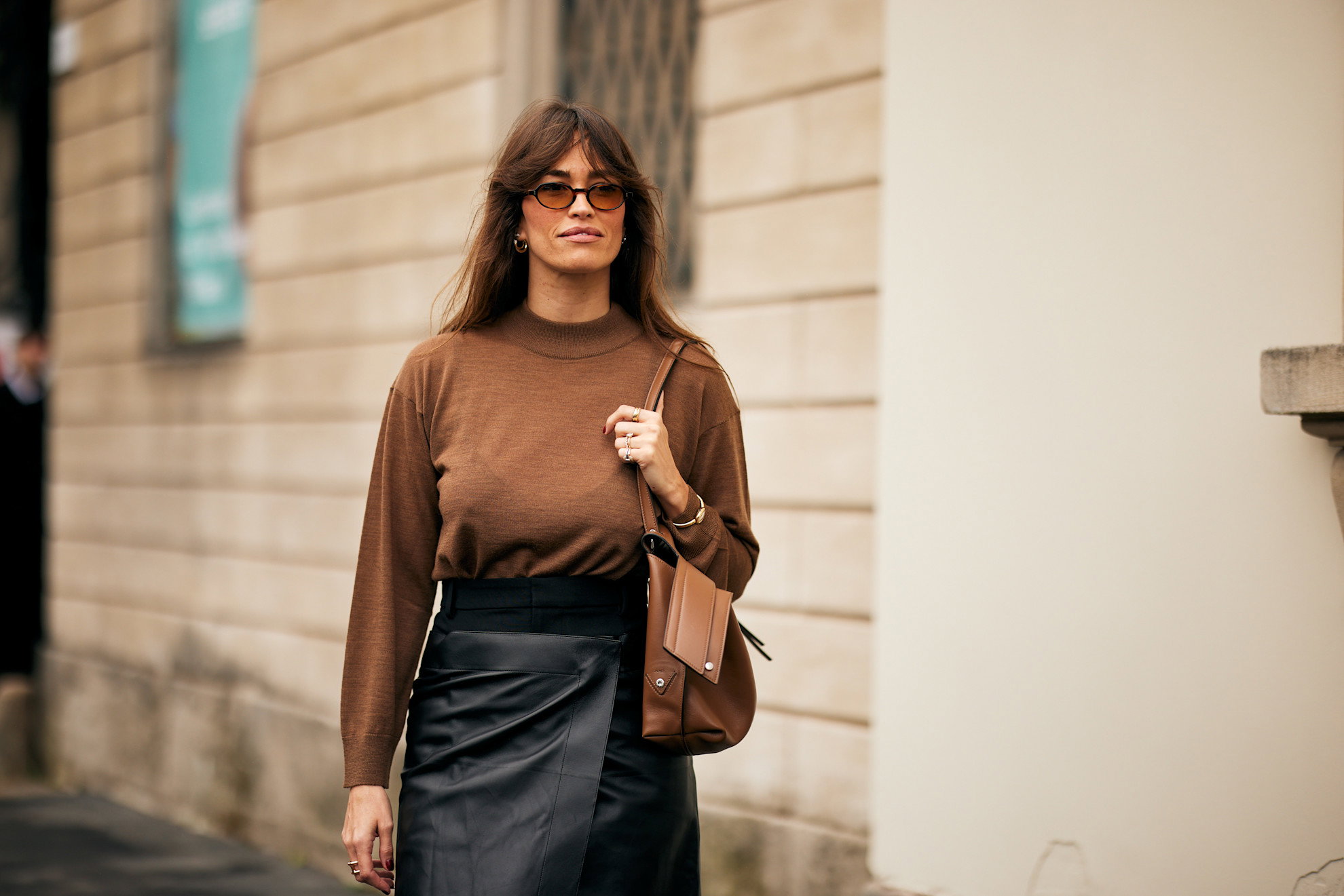 Jestem redaktorką mody i przepadłam na punkcie tej kopertowej „bow skirt” z H&amp;M