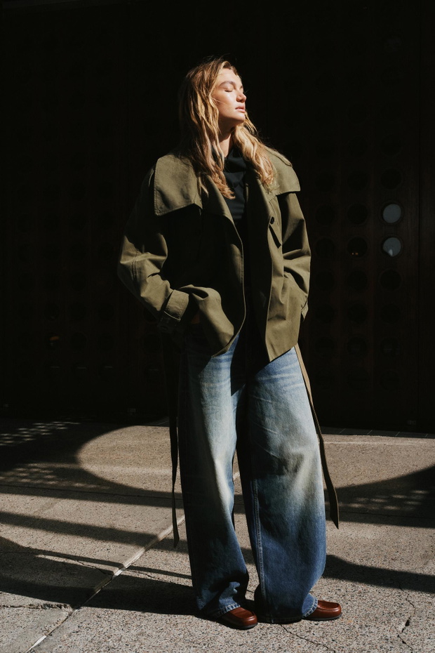 „Olive Crush Jacket” z Zary – viralowa kurtka jesieni 2025