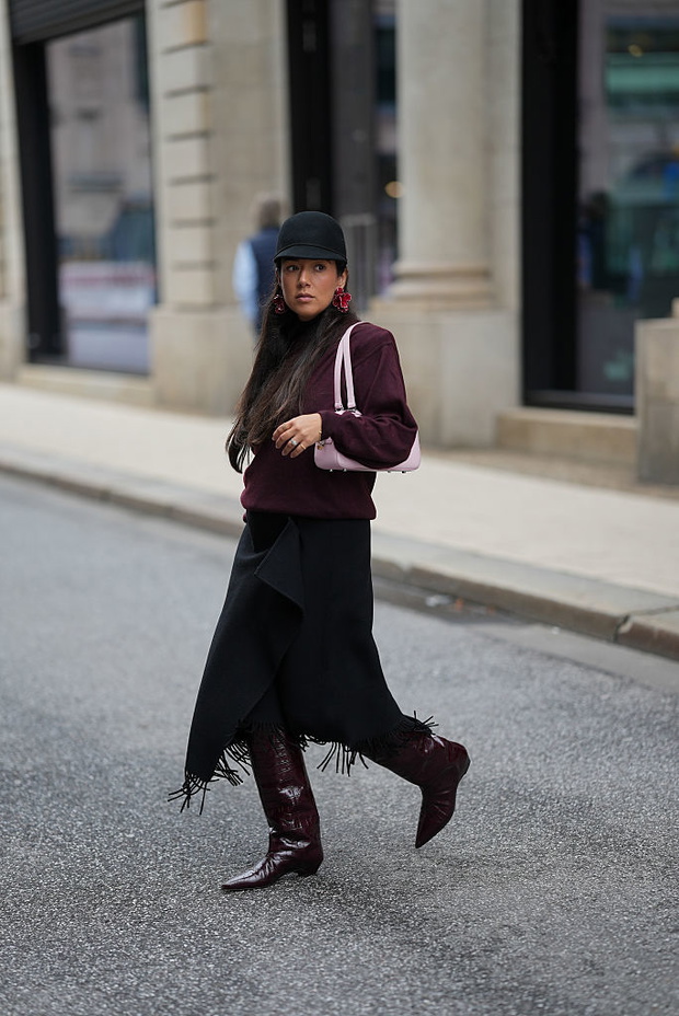 „Plum Majesty Sweater” z H&M – modny sweter w kolorze sezonu