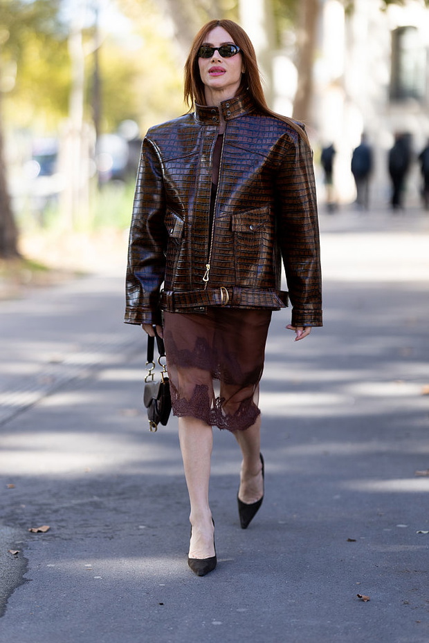 Skórzana kurtka „Funnel Neck” z Zary – styl Saint Laurent w sieciówce