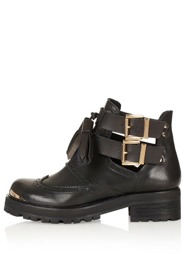 Buty cut-out