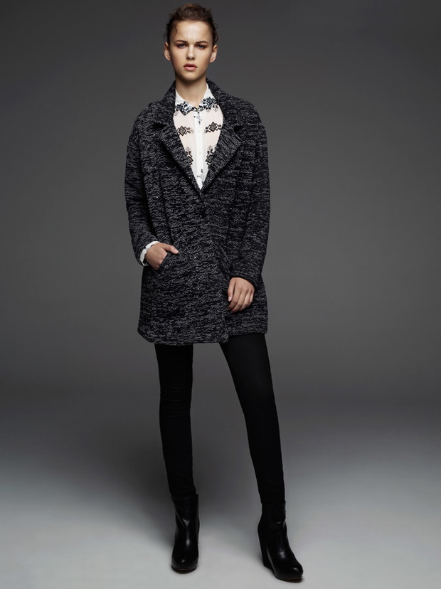 pull-and-bear-lookbook-the-essentials8-6cddf16