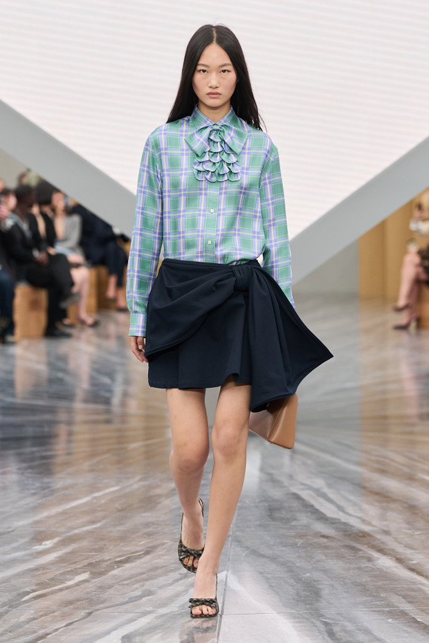 Christian Dior S26 023