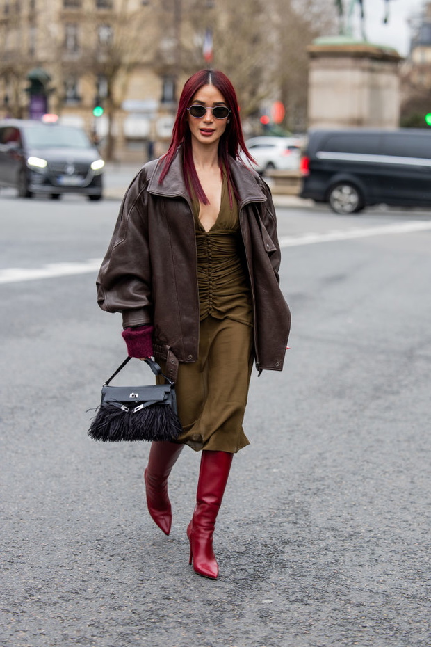 Street Style - Paris Fashion Week - Menswear Fall Winter 2025/2026 - Day Five