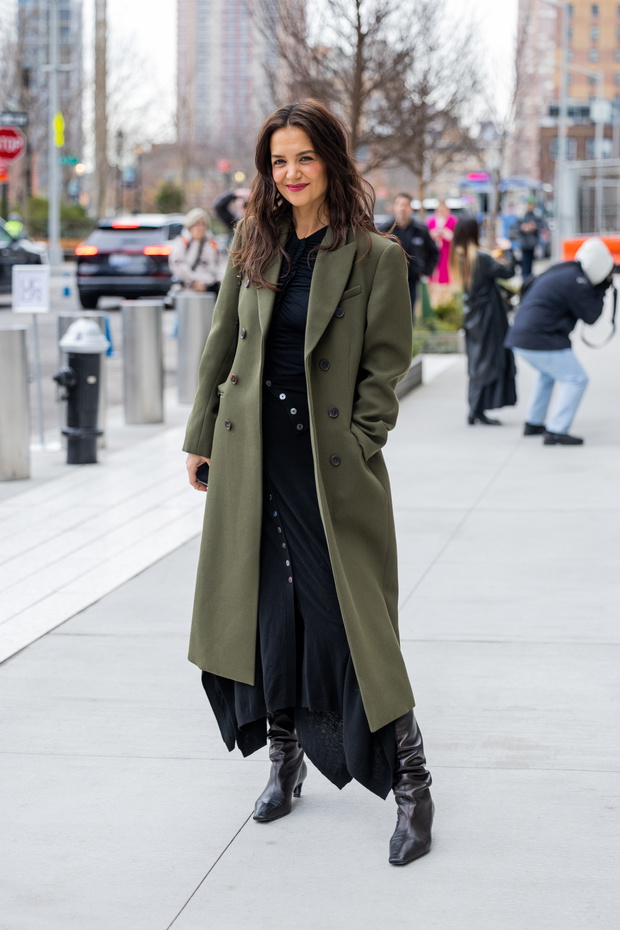 Street Style - February 2023 - New York Fashion Week