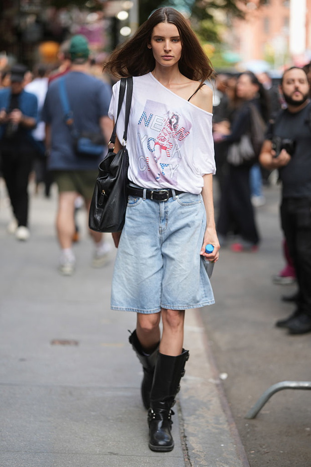 Monika Olejnik ma idealne kozaki na jesień 2025 – „steadfast boots” w stylu modern grunge
