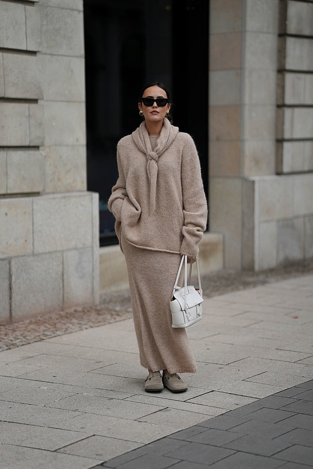 „Oatmeal knit set” z H&amp;M – luksusowy komplet za mniej niż 300 zł
