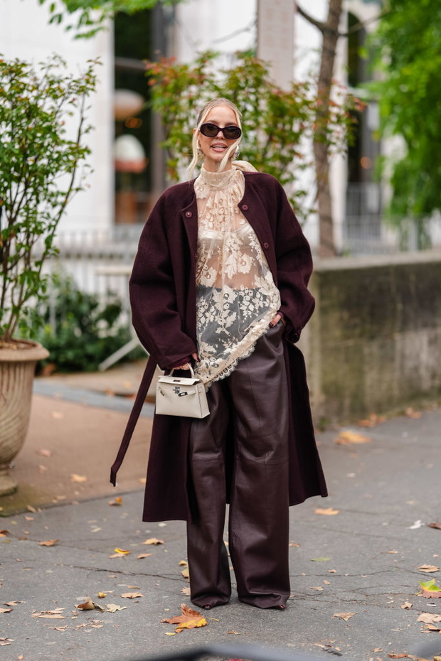 Street Style - Paris Fashion Week - Womenswear Spring/Summer 2025 - Day Eight