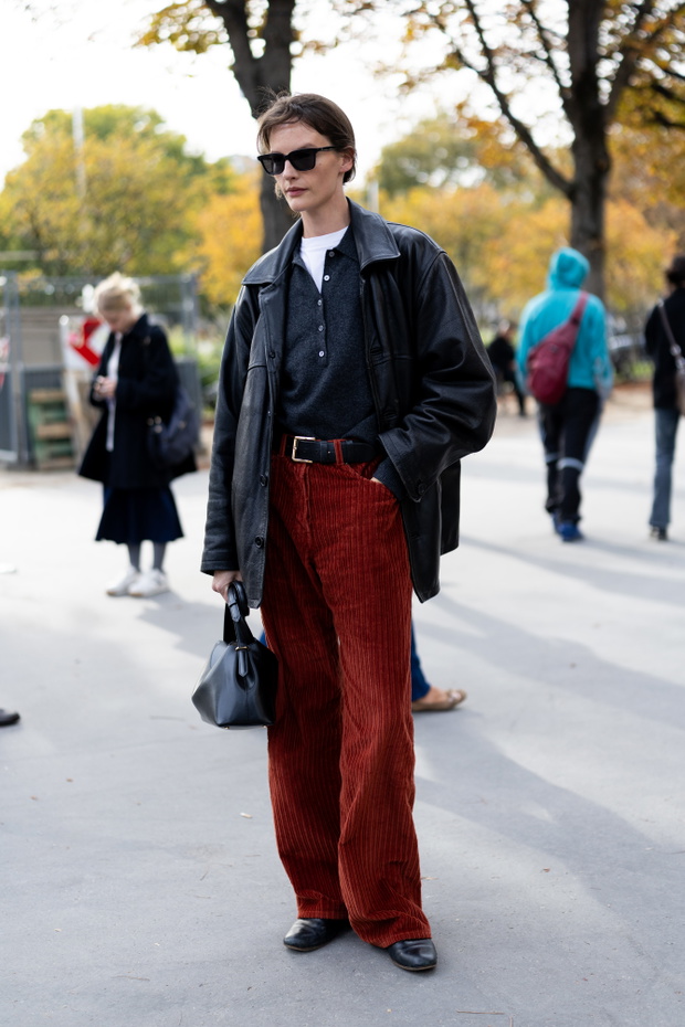 Street Style - Paris Fashion Week - Womenswear Spring Summer 2026 - Day Four