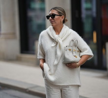Kremowy „bow sweater” z alpaką z H&M to ideał świątecznych stylizacji