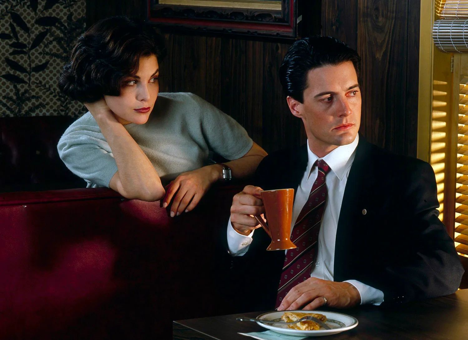 "Twin Peaks"