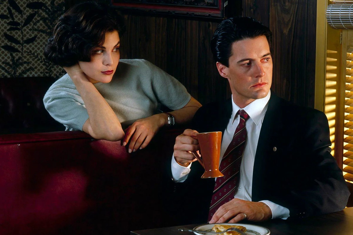 "Twin Peaks"