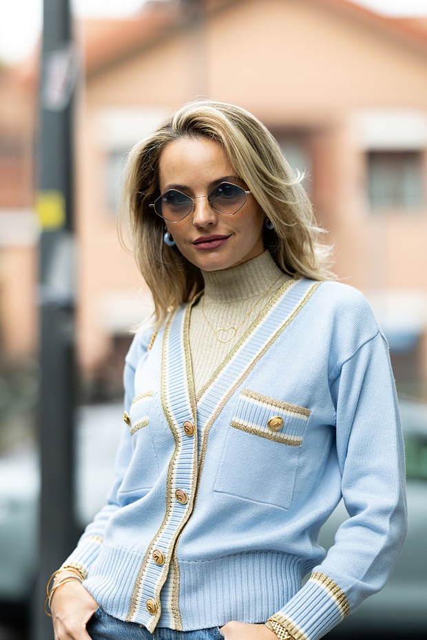 Winter Cue Cardigan – preppy kardigan z dzwonami 2025