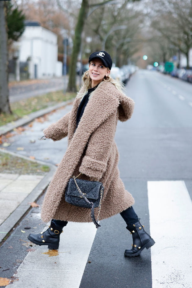 Arctic Rich Girl Coat – luksusowy płaszcz zimy 2025 w stylu Zurychu